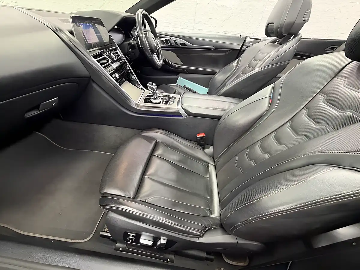 Used 2019 BMW 8 Series Black - Interior and Exterior details 18