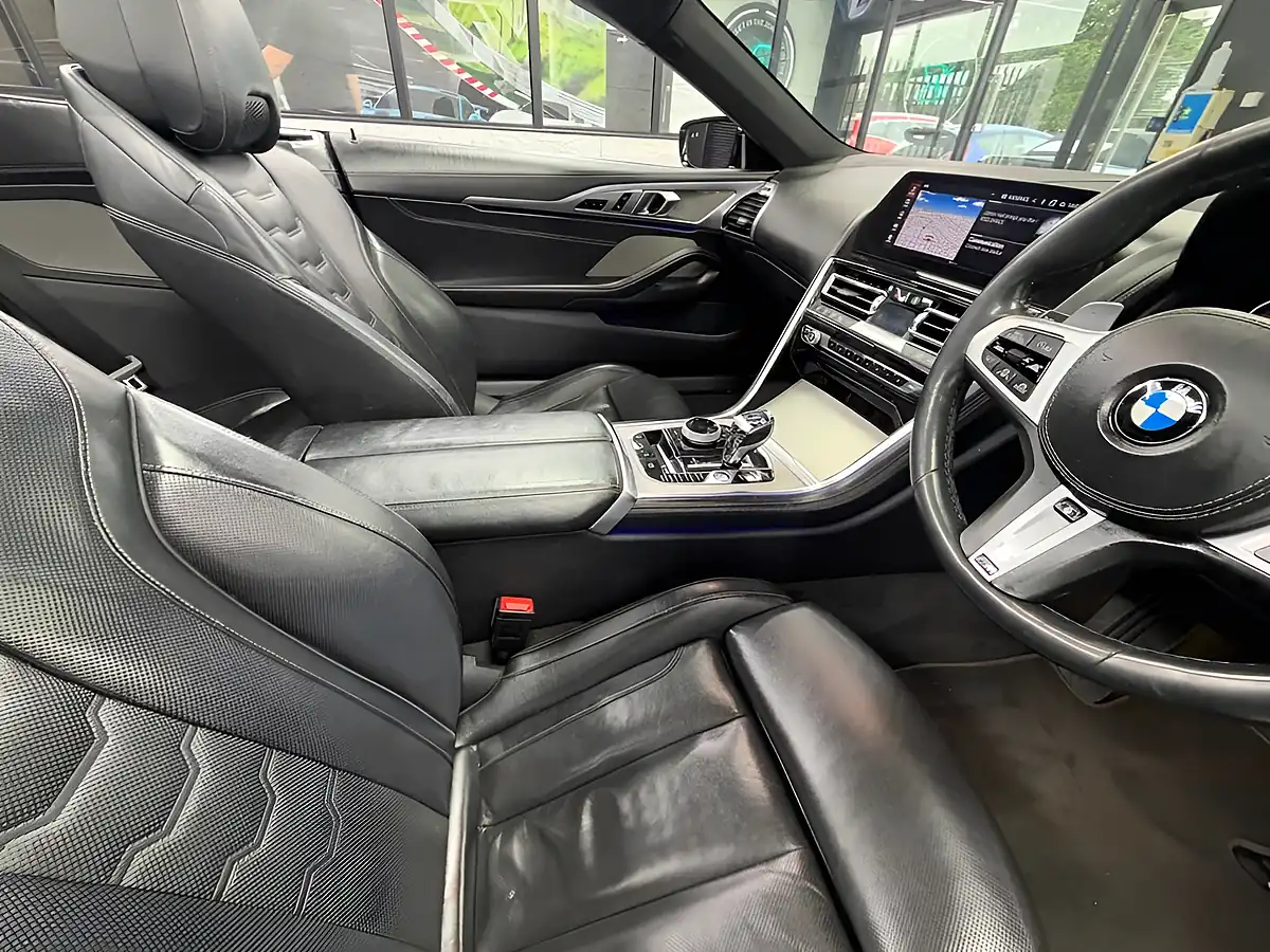 Used 2019 BMW 8 Series Black - Interior and Exterior details 4