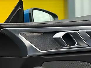 Used 2019 BMW 8 Series M Sport Sonic Speed Blue - Interior and Exterior details 16