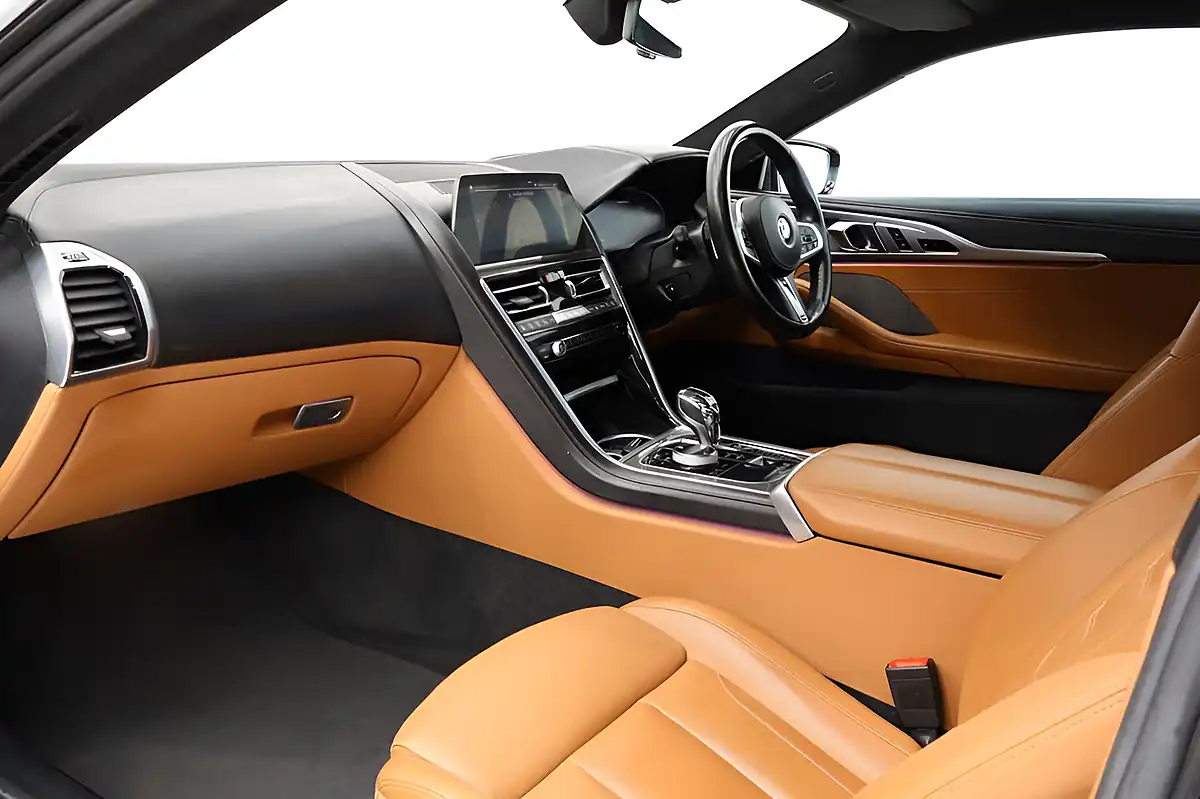 Used 2019 BMW 8 Series M850i Carbon Black - Interior and Exterior details 15
