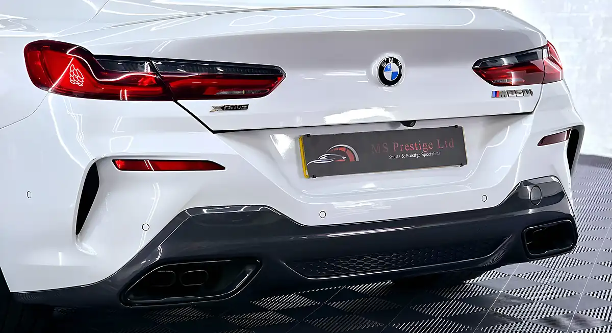 Used 2019 BMW 8 Series M850i Mineral White - Interior and Exterior details 14