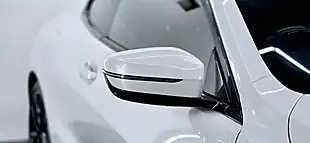 Used 2019 BMW 8 Series M850i Mineral White - Interior and Exterior details 17