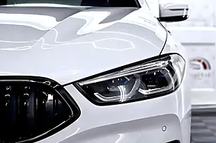 Used 2019 BMW 8 Series M850i Mineral White - Interior and Exterior details 7