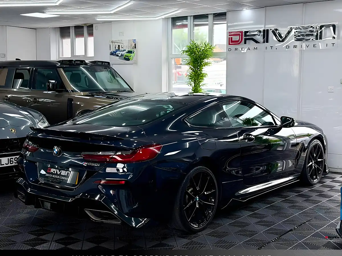 Used 2019 BMW 8 Series M850i Xdrive Black - Interior and Exterior details 6
