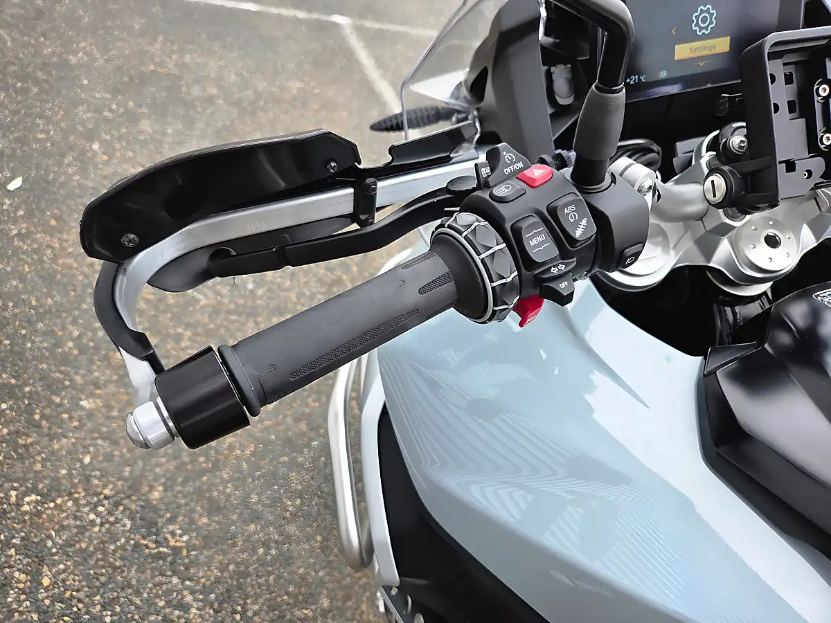 Used 2019 BMW F 850 Gs Sport Te Grey - Interior and Exterior details 17