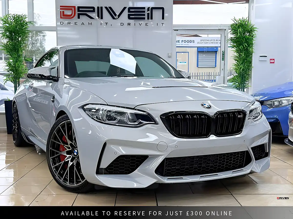 Used 2019 BMW M2 Competition Silver - Front View