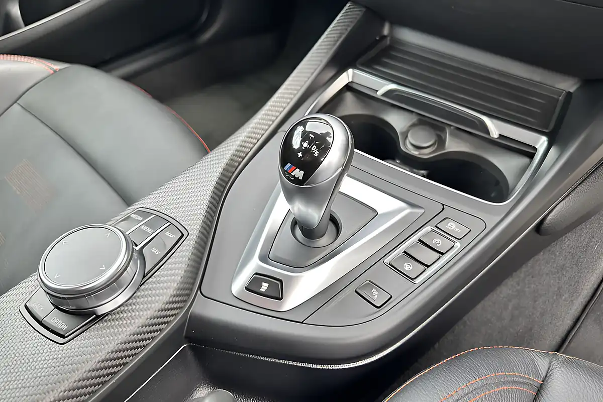 Used 2019 BMW M2 Competition White - Interior and Exterior details 6