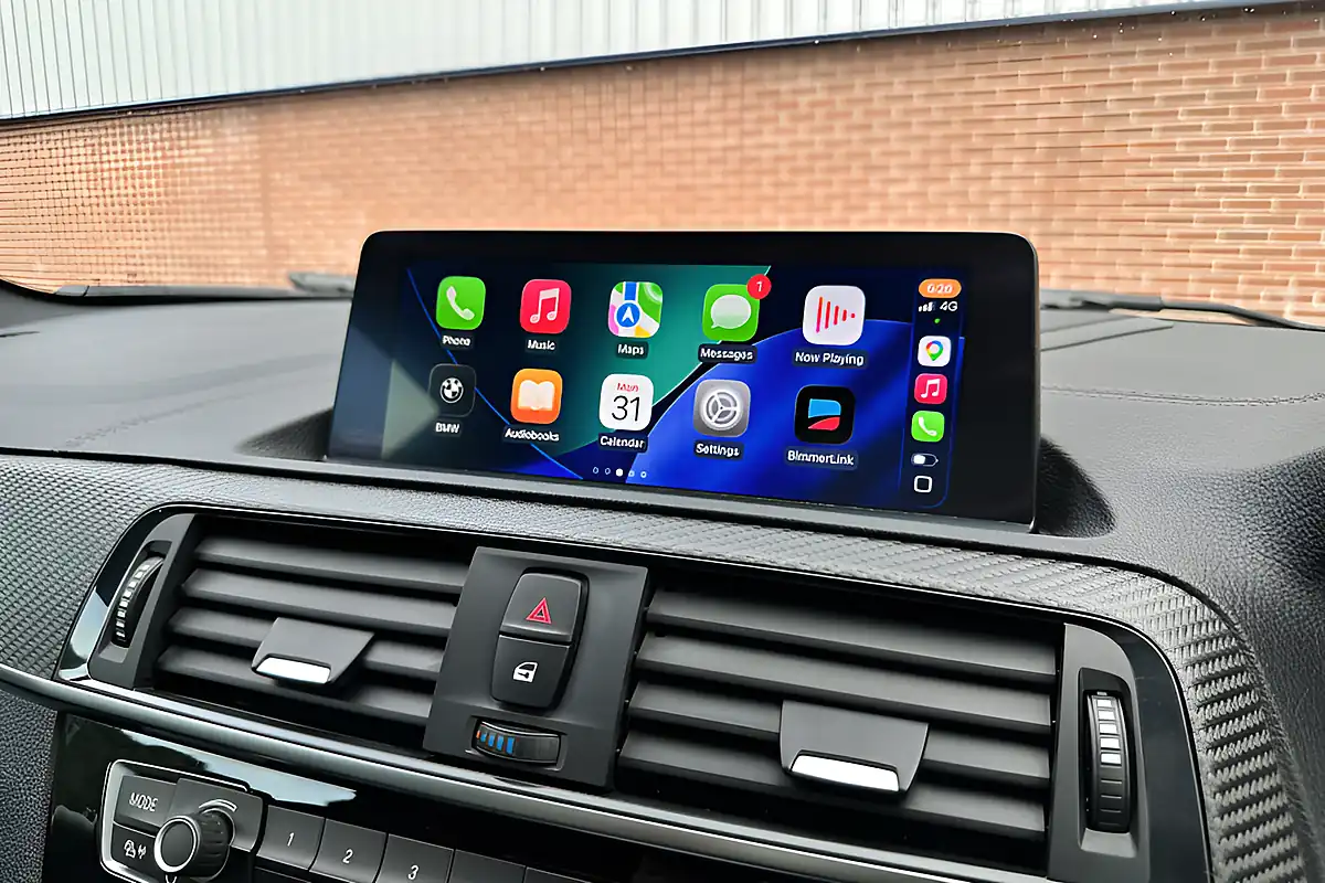 Used 2019 BMW M2 Competition White - Interior and Exterior details 8