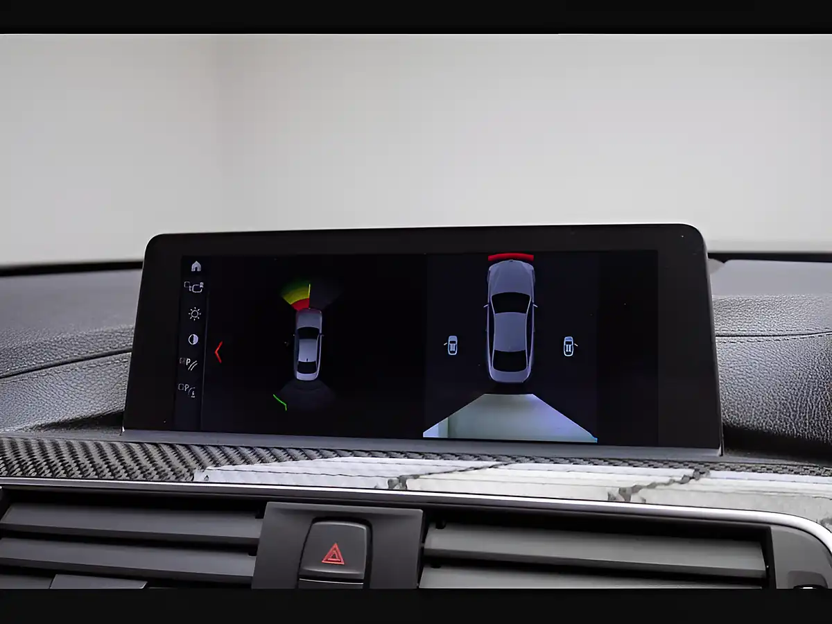 Used 2019 BMW M4 Competition Black - Interior and Exterior details 14