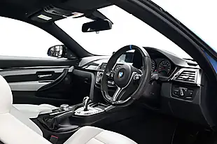 Used 2019 BMW M4 Competition Blue - Interior and Exterior details 13