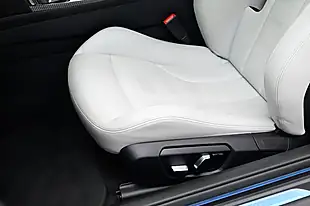 Used 2019 BMW M4 Competition Blue - Interior and Exterior details 18