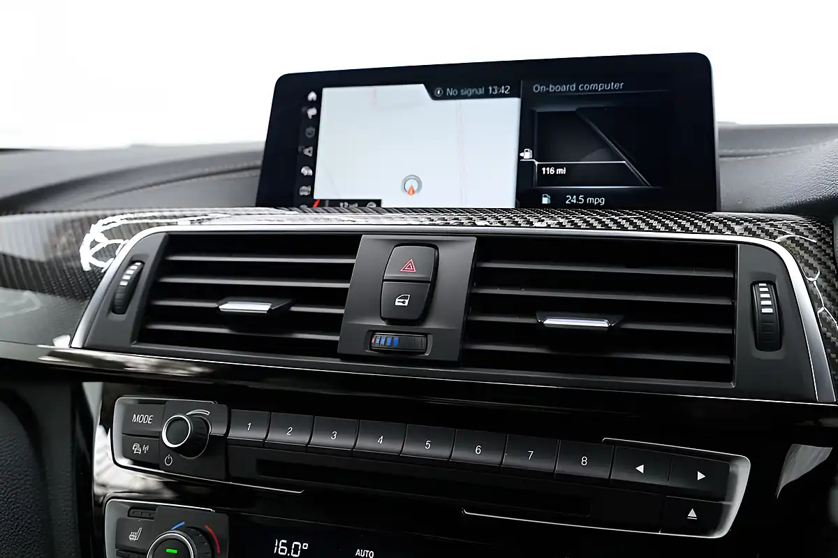 Used 2019 BMW M4 Competition Blue - Interior and Exterior details 20