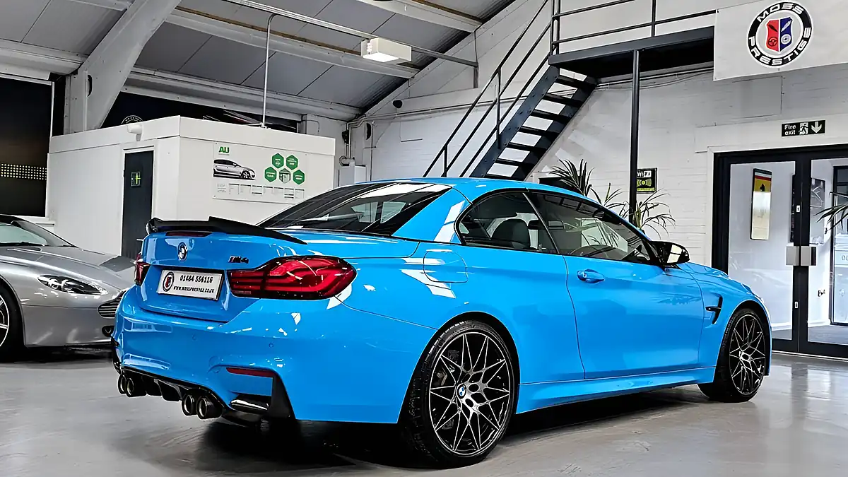 Used 2019 BMW M4 Competition Blue - Interior and Exterior details 11