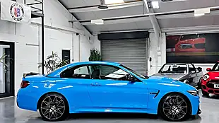 Used 2019 BMW M4 Competition Blue - Interior and Exterior details 5