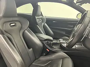 Used 2019 BMW M4 Competition Mineral White - Interior and Exterior details 10