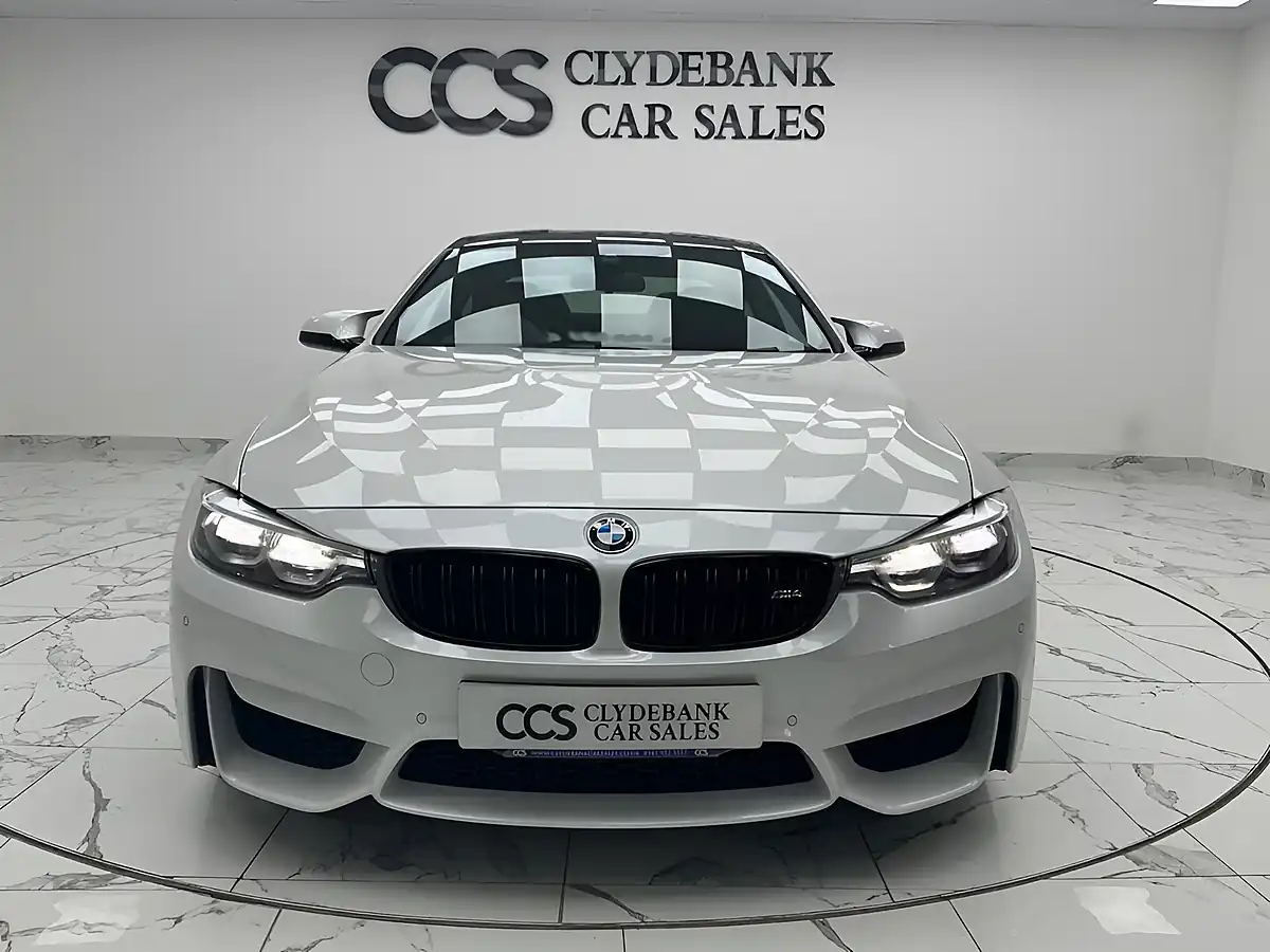 Used 2019 BMW M4 Competition Mineral White - Interior and Exterior details 8