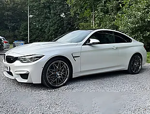 Used 2019 BMW M4 Competition Mineral White - Interior and Exterior details 7