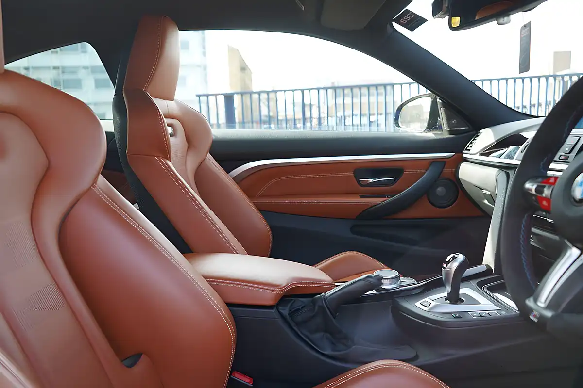 Used 2019 BMW M4 Competition San Marino Blue - Interior and Exterior details 15