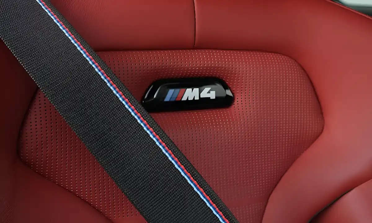 Used 2019 BMW M4 Competition White - Interior and Exterior details 2