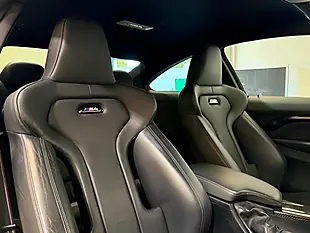 Used 2019 BMW M4 Competition White - Interior and Exterior details 12
