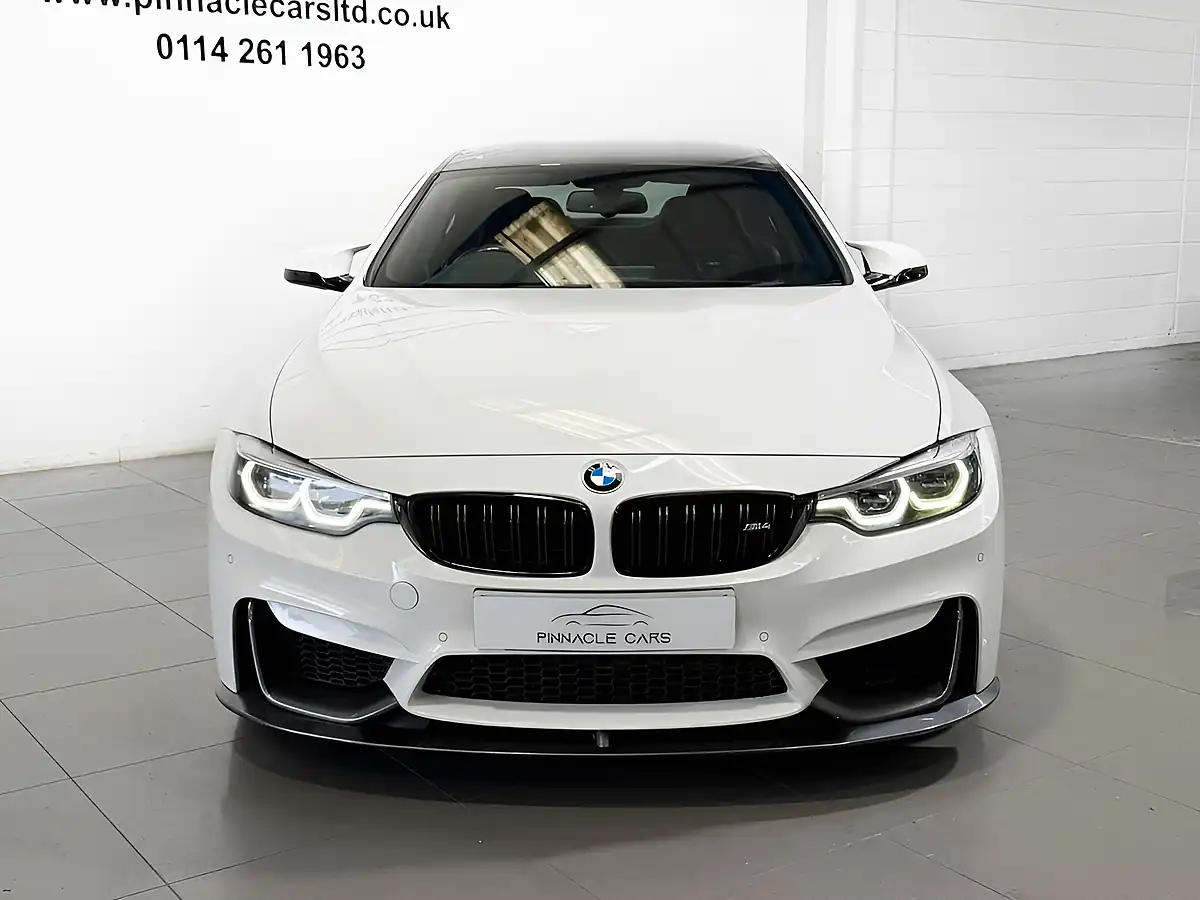 Used 2019 BMW M4 Competition White - Interior and Exterior details 2
