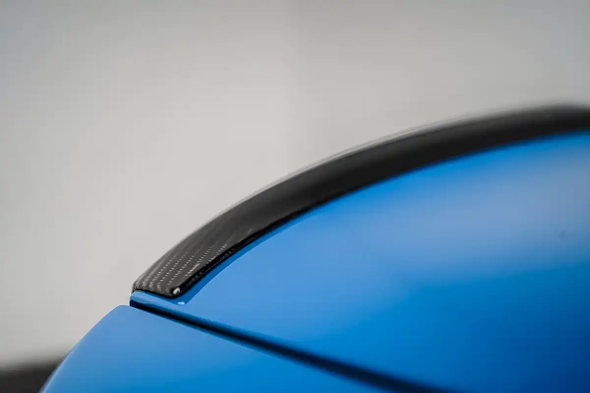Used 2019 BMW M4 Competition Yas Marina Blue Metallic - Interior and Exterior details 13