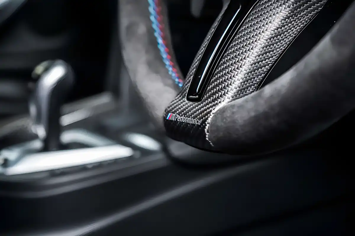 Used 2019 BMW M4 Competition Yas Marina Blue Metallic - Interior and Exterior details 18