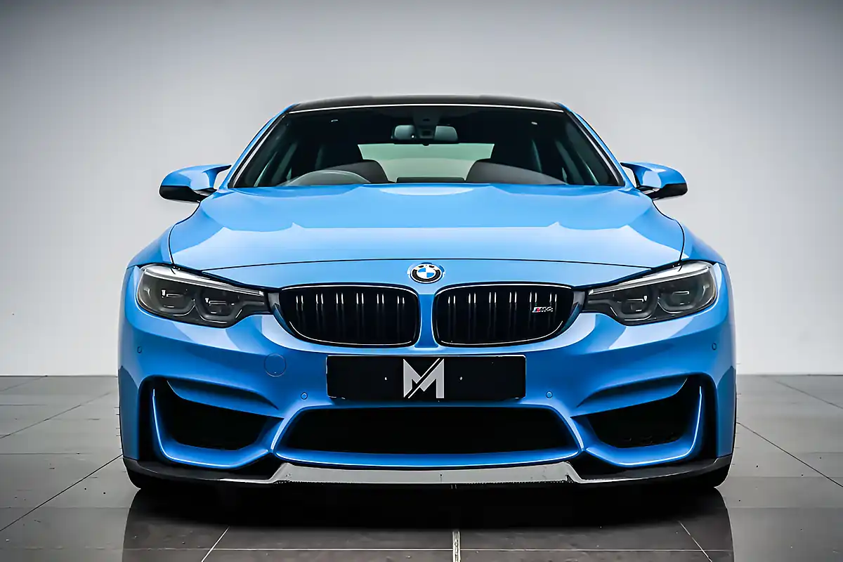 Used 2019 BMW M4 Competition Yas Marina Blue Metallic - Interior and Exterior details 2