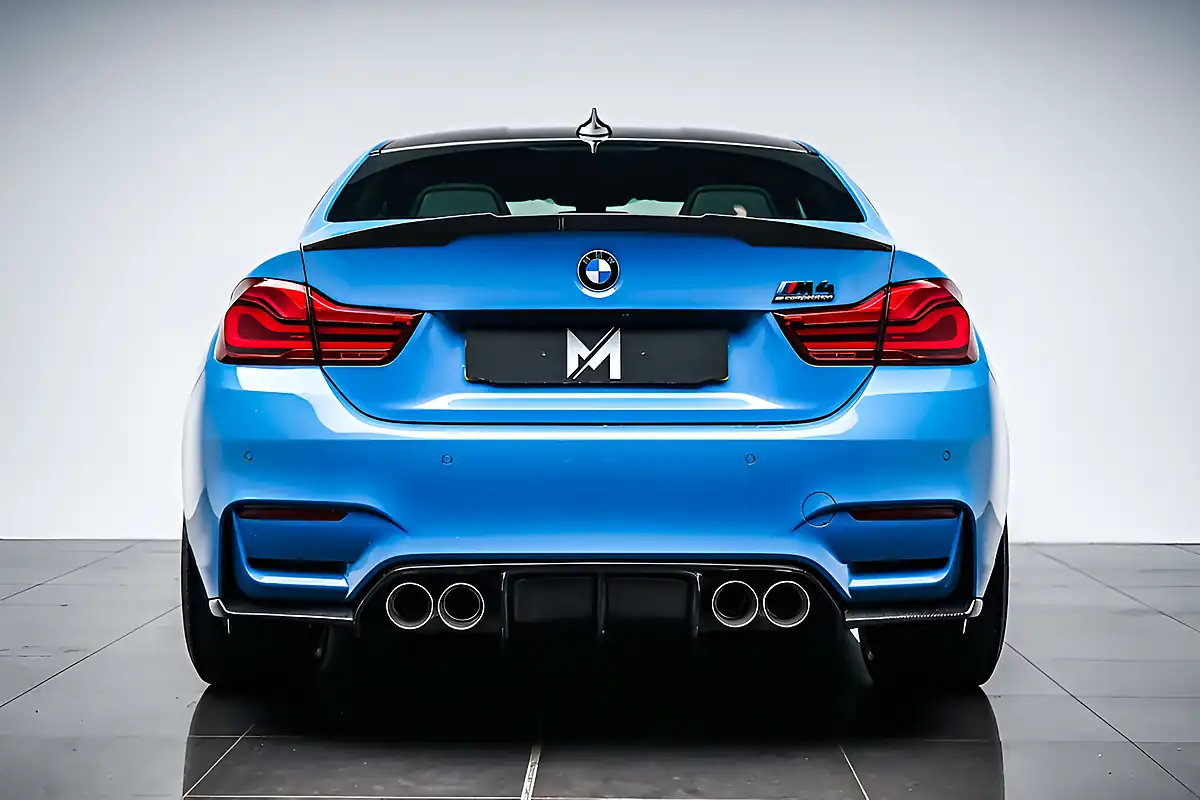 Used 2019 BMW M4 Competition Yas Marina Blue Metallic - Interior and Exterior details 4