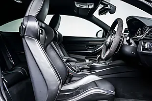 Used 2019 BMW M4 Competition Yas Marina Blue Metallic - Interior and Exterior details 6