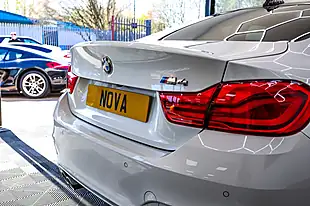 Used 2019 BMW M4 Mineral White - Interior and Exterior details 13