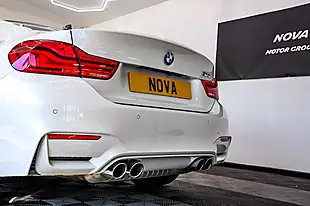 Used 2019 BMW M4 Mineral White - Interior and Exterior details 14
