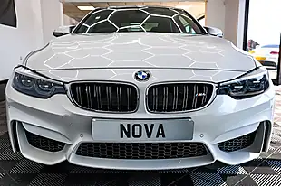 Used 2019 BMW M4 Mineral White - Interior and Exterior details 8