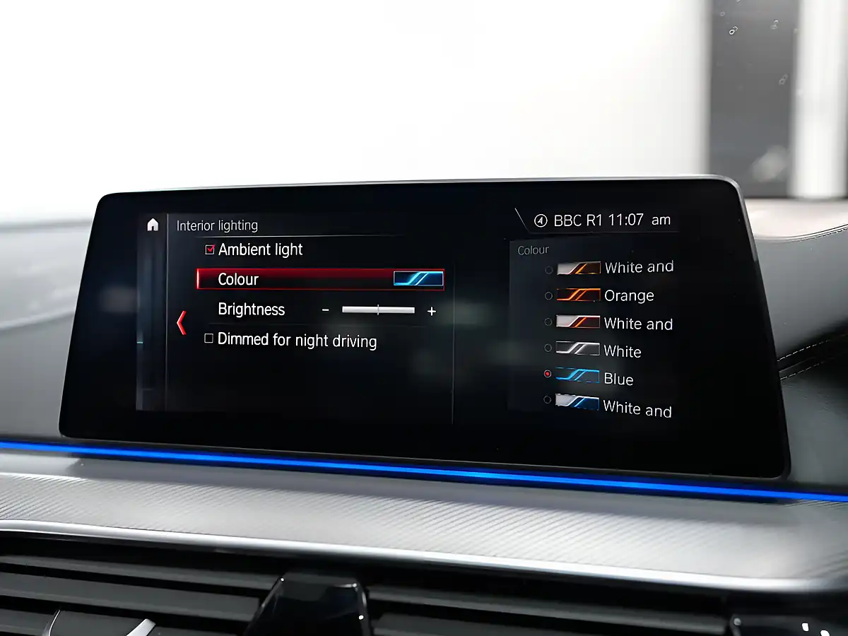 Used 2019 BMW M5 Blue - Interior and Exterior details 14