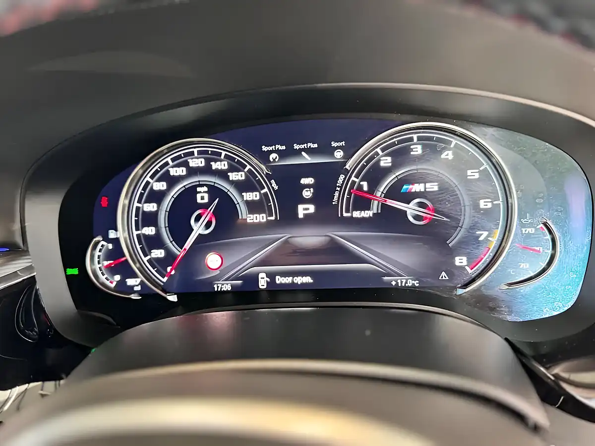Used 2019 BMW M5 Competition Donington Grey - Interior and Exterior details 11