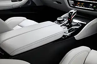 Used 2019 BMW M5 Competition Grey - Interior and Exterior details 16