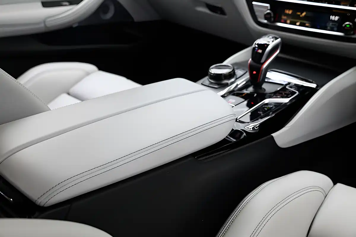 Used 2019 BMW M5 Competition Grey - Interior and Exterior details 16
