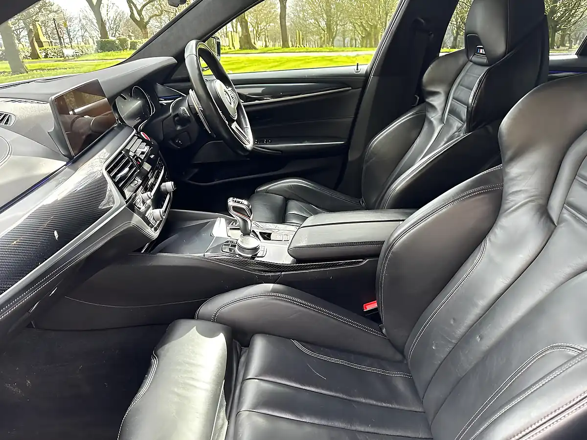 Used 2019 BMW M5 Competition White - Interior and Exterior details 10