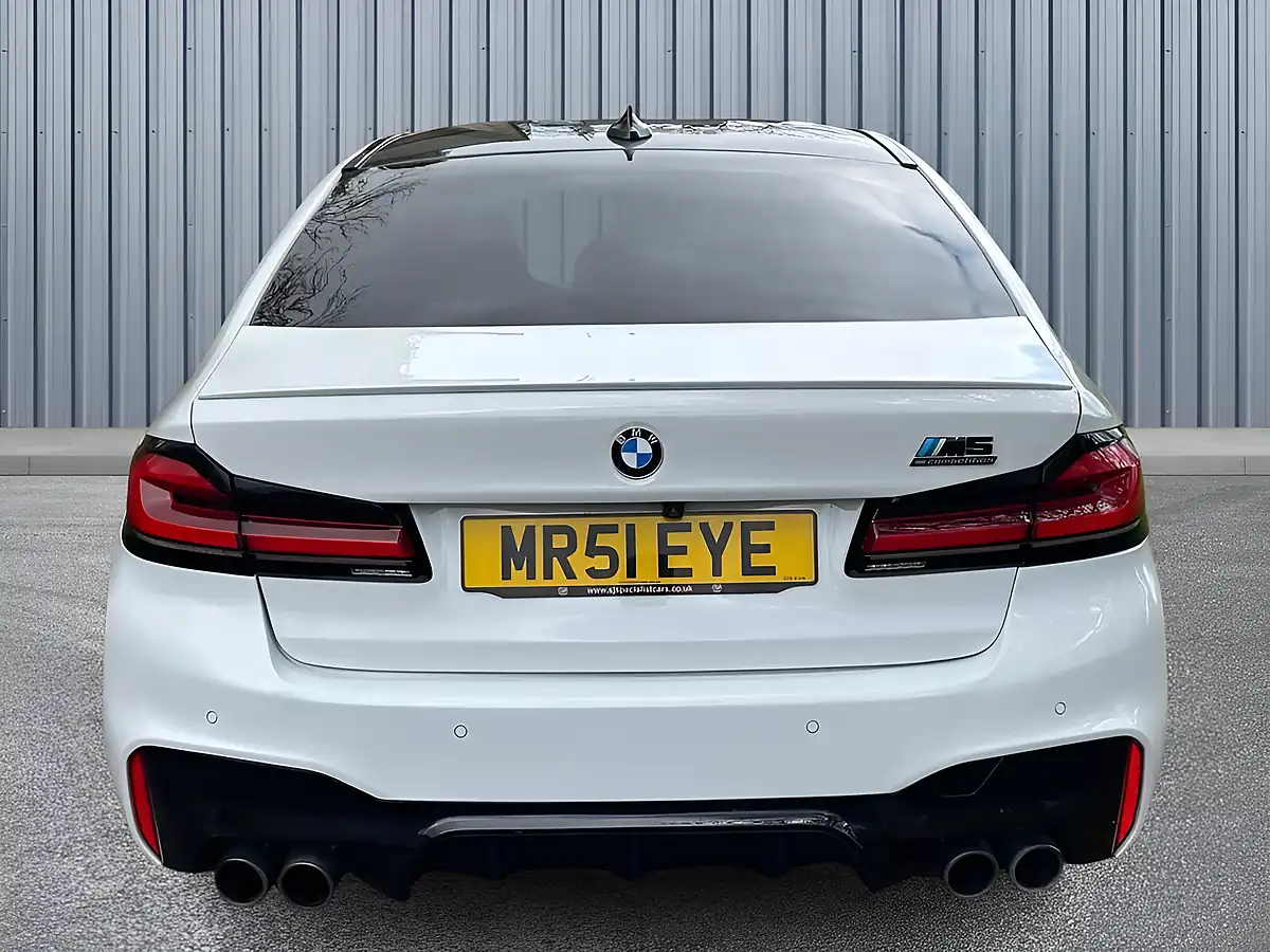Used 2019 BMW M5 Competition White - Interior and Exterior details 5