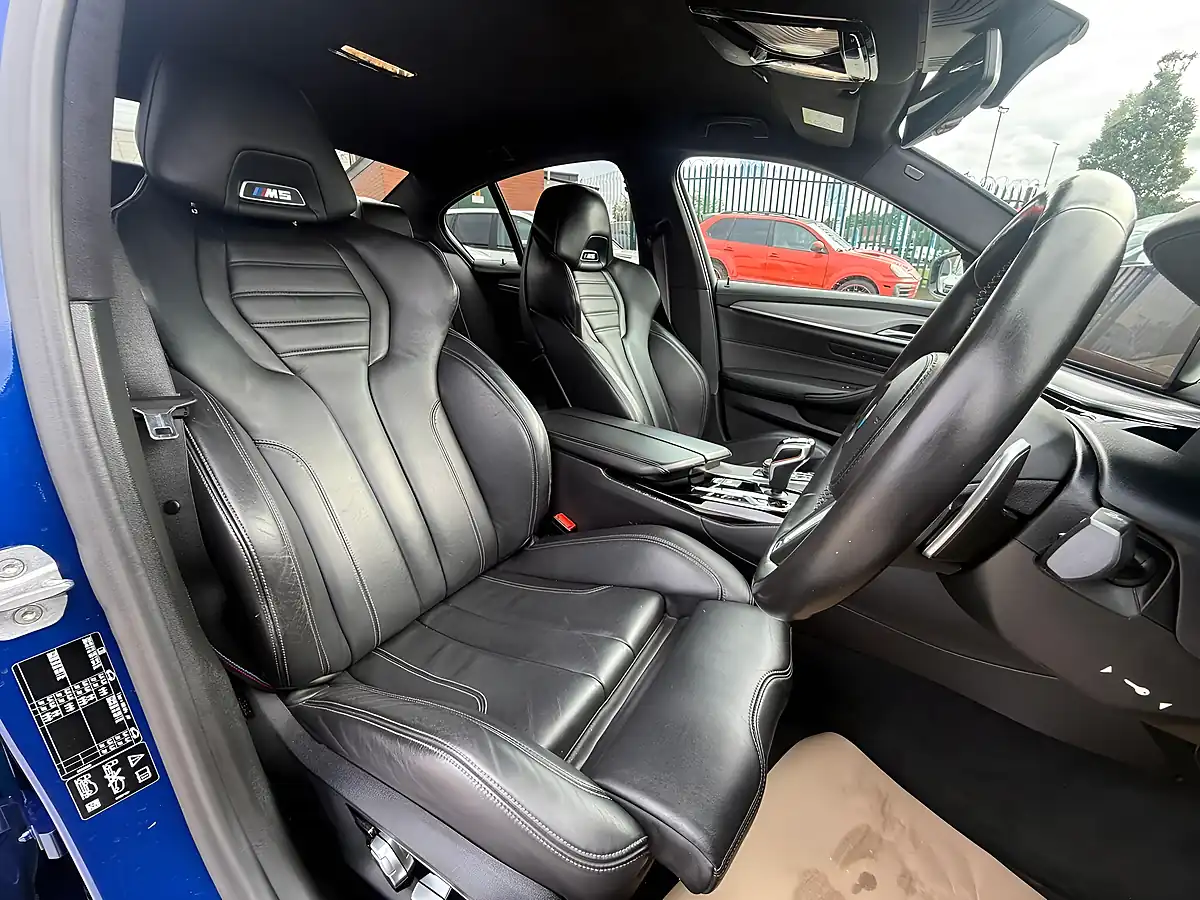 Used 2019 BMW M5 Saloon Blue - Interior and Exterior details 11