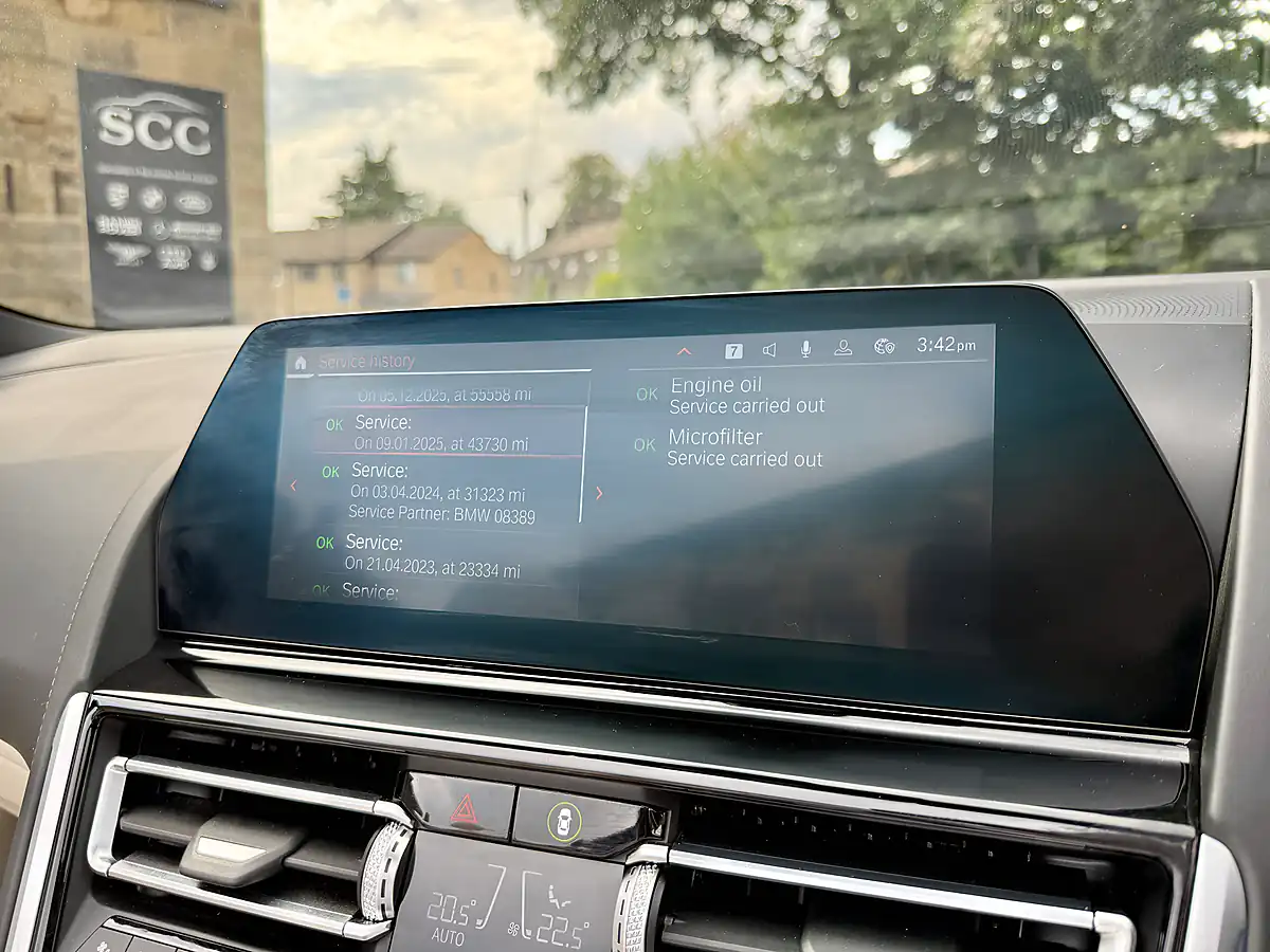 Used 2019 BMW M850i Convertible Carbon Black - Interior and Exterior details 18