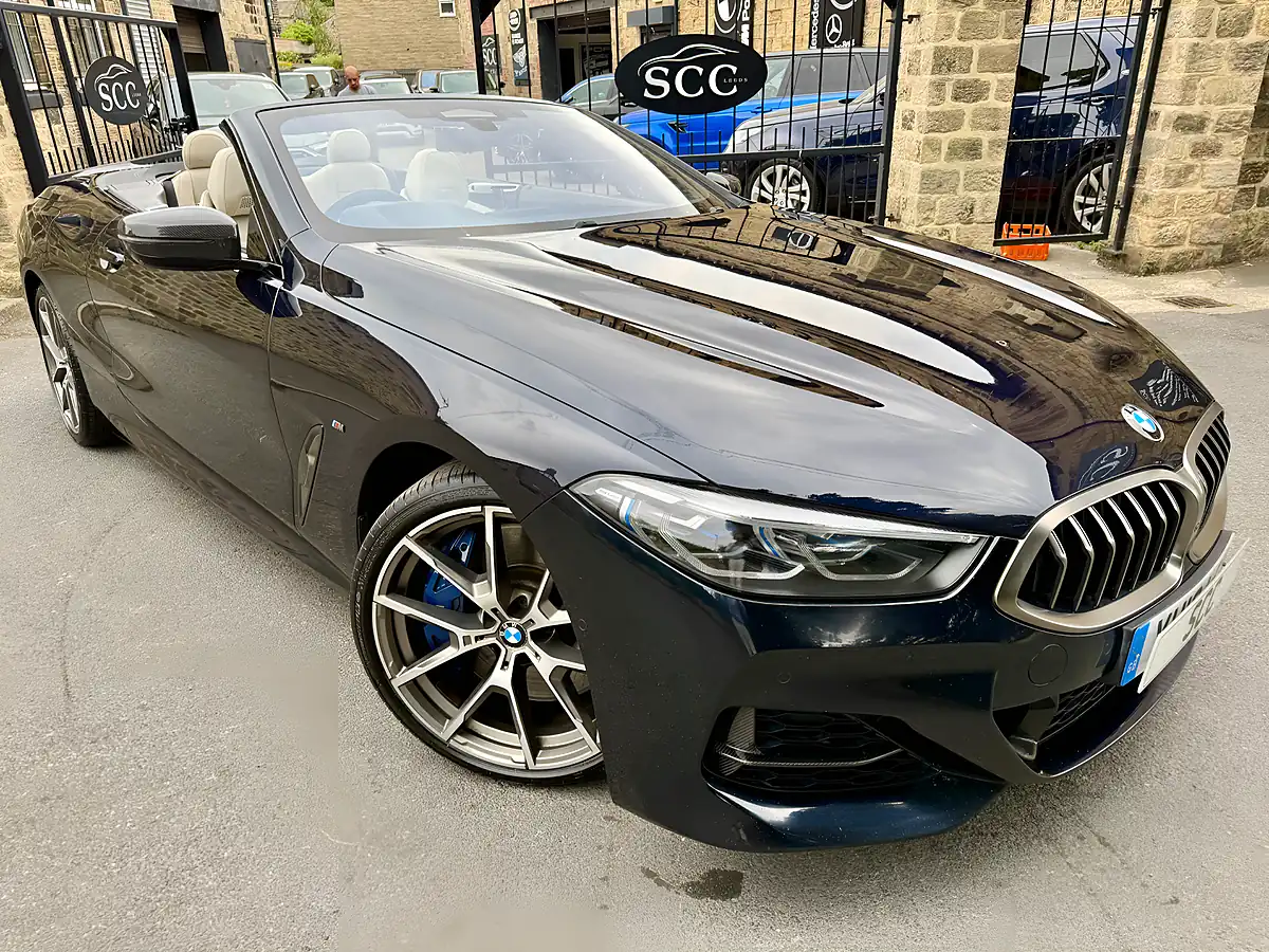 Used 2019 BMW M850i Convertible Carbon Black - Interior and Exterior details 4