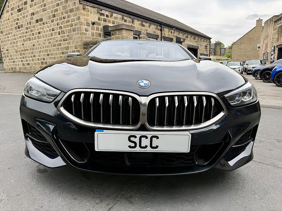 Used 2019 BMW M850i Convertible Carbon Black - Interior and Exterior details 6