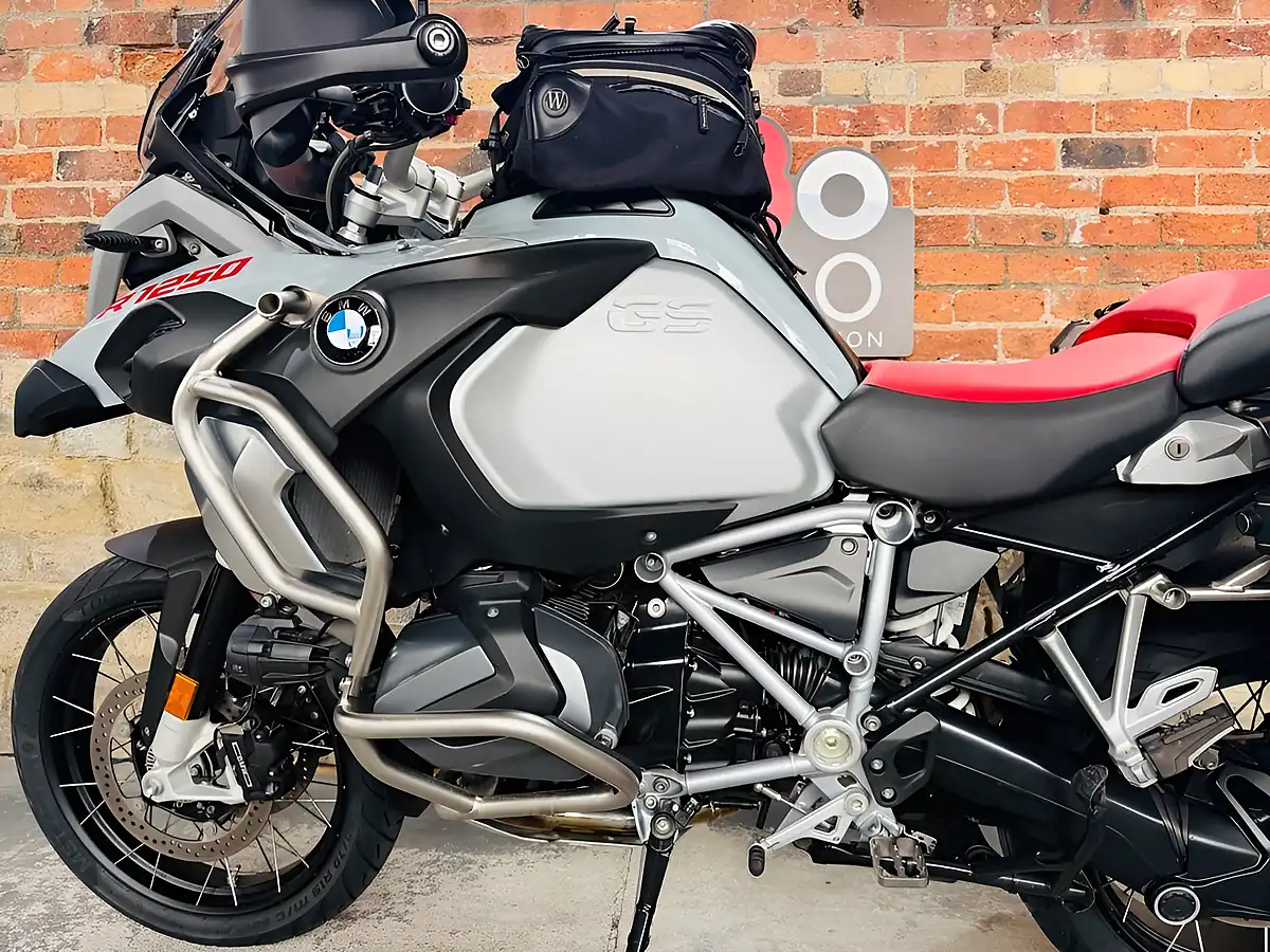 Used 2019 BMW R 1250 Gs Adventure Te Grey - Interior and Exterior details 16