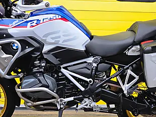 Used 2019 BMW R 1250 GS Rallye Te Multi-Coloured - Interior and Exterior details 15