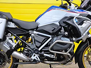 Used 2019 BMW R 1250 GS Rallye Te Multi-Coloured - Interior and Exterior details 9