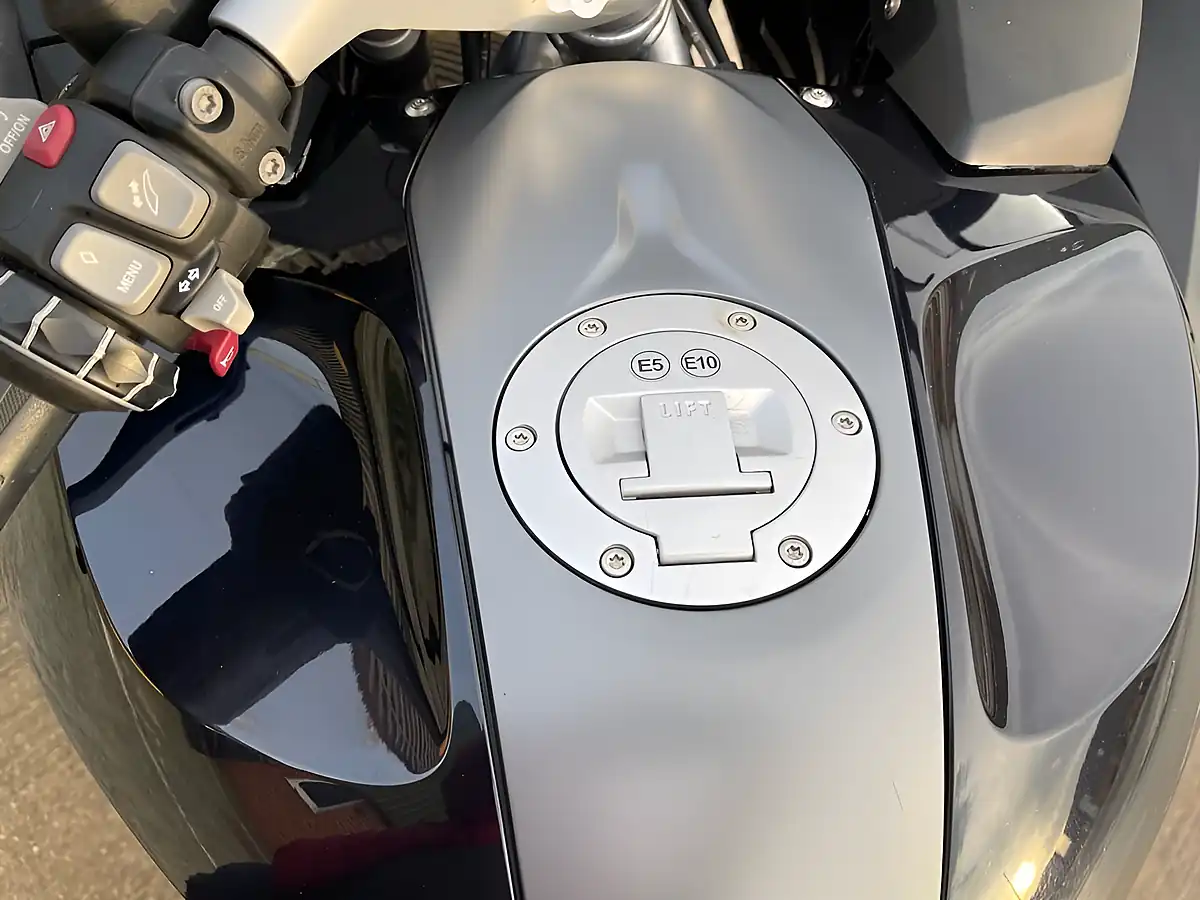 Used 2019 BMW R1250RT Se Black - Interior and Exterior details 10