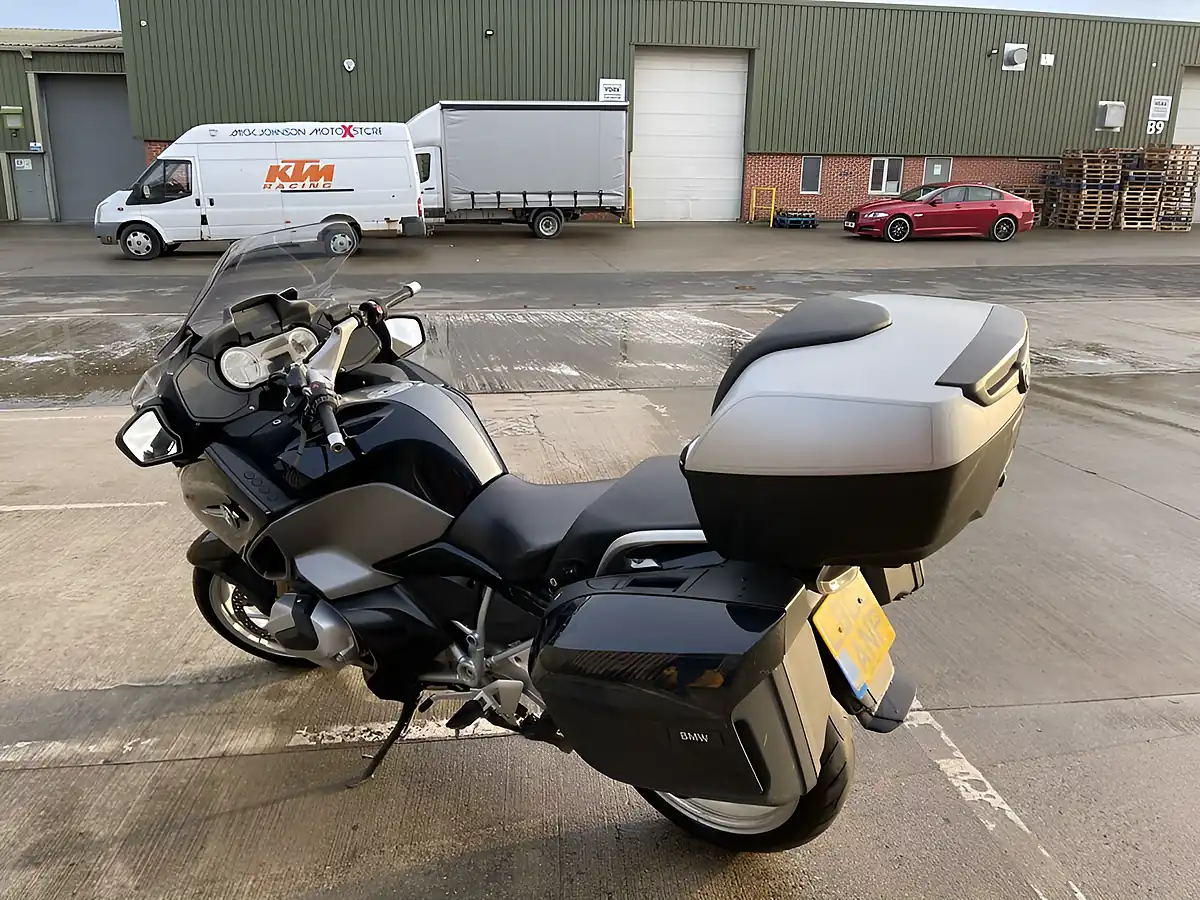 Used 2019 BMW R1250RT Se Black - Interior and Exterior details 4
