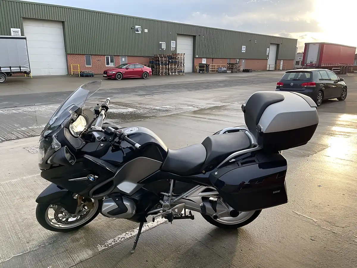 Used 2019 BMW R1250RT Se Black - Interior and Exterior details 8