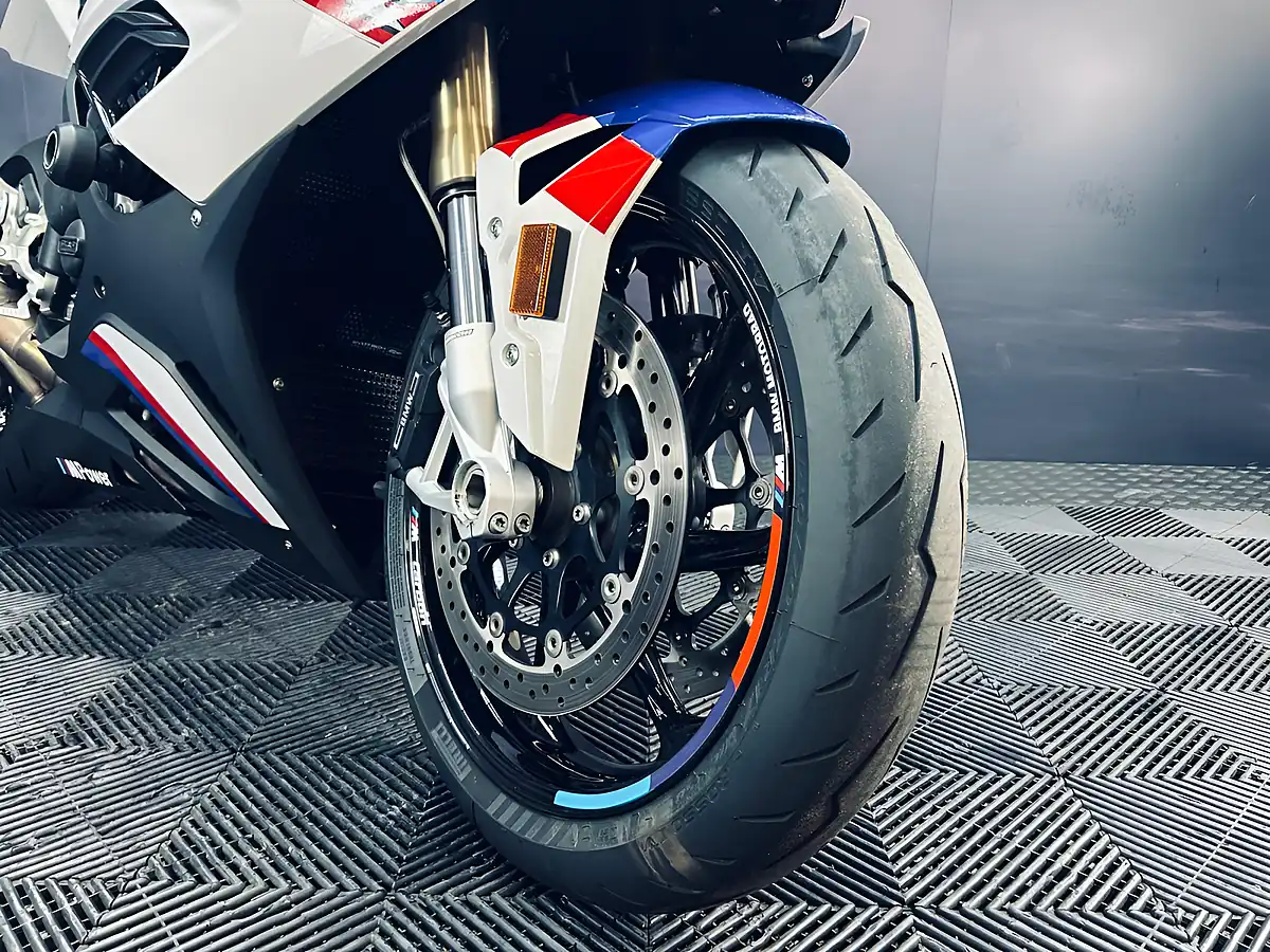 Used 2019 BMW S 1000 Rr M Sport White - Interior and Exterior details 15